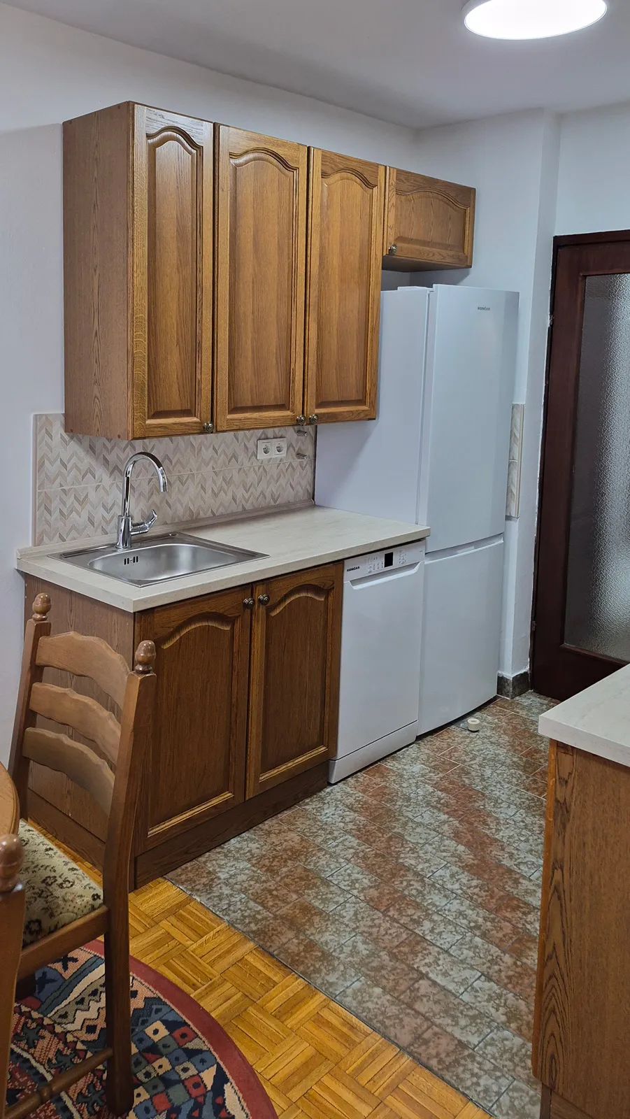 iznajmljujem stan 52,45m2, 2 kat , zagreb, planinska ulica 7 - slika 10