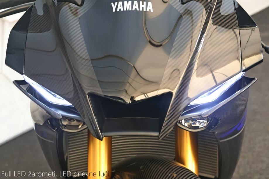 yamaha r1m karbon - novo - moguča registracija - slika 15
