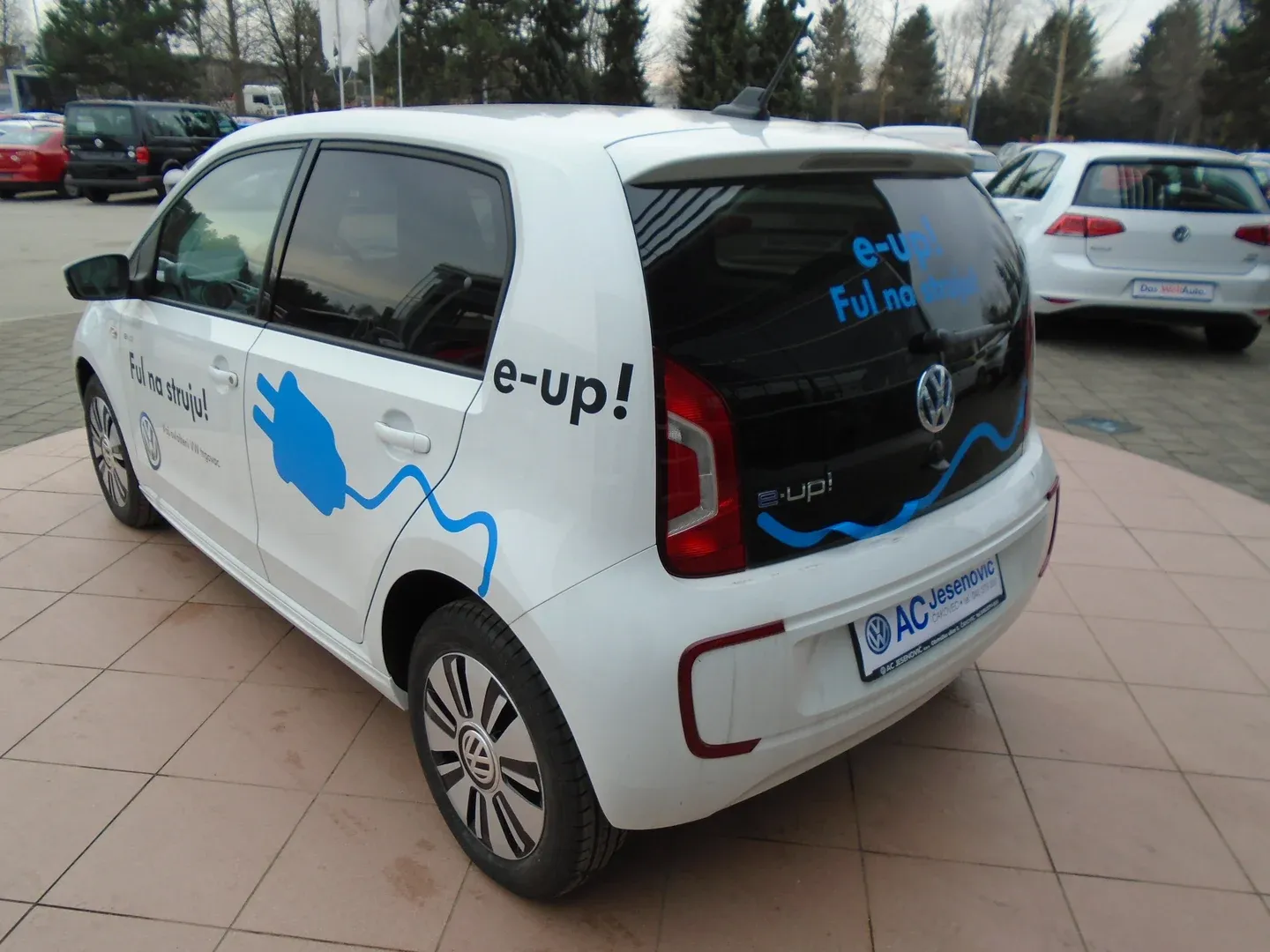 02758 volkswagen up! e-up! - slika 6