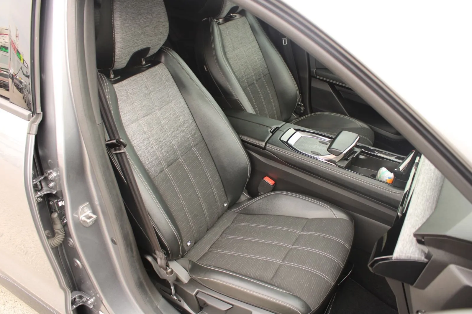renault austral 1.2 e-tech 200 techno automatik - slika 11