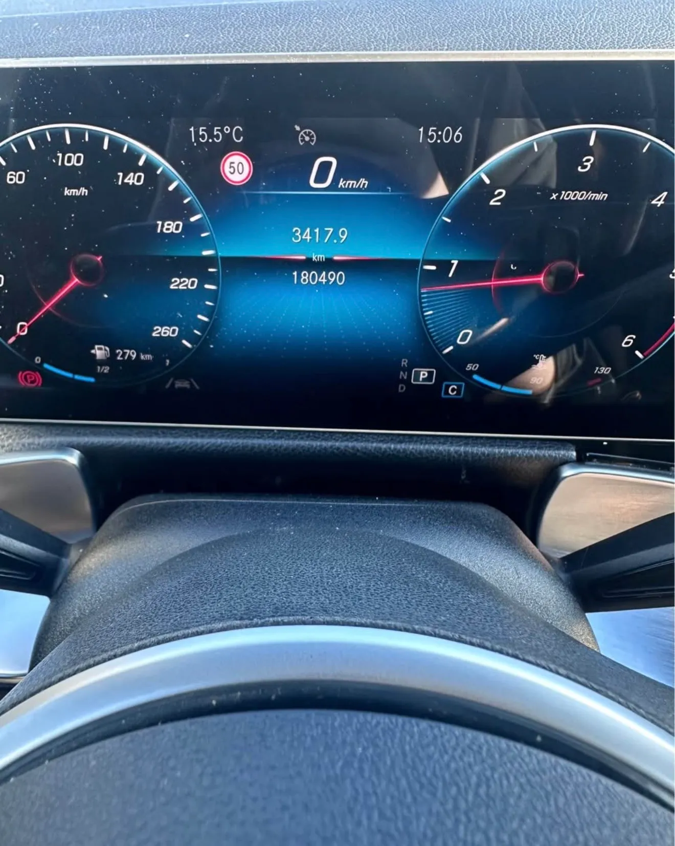 mercedes glb 180d, 2020 godina, registriran do 2/2027 - slika 10