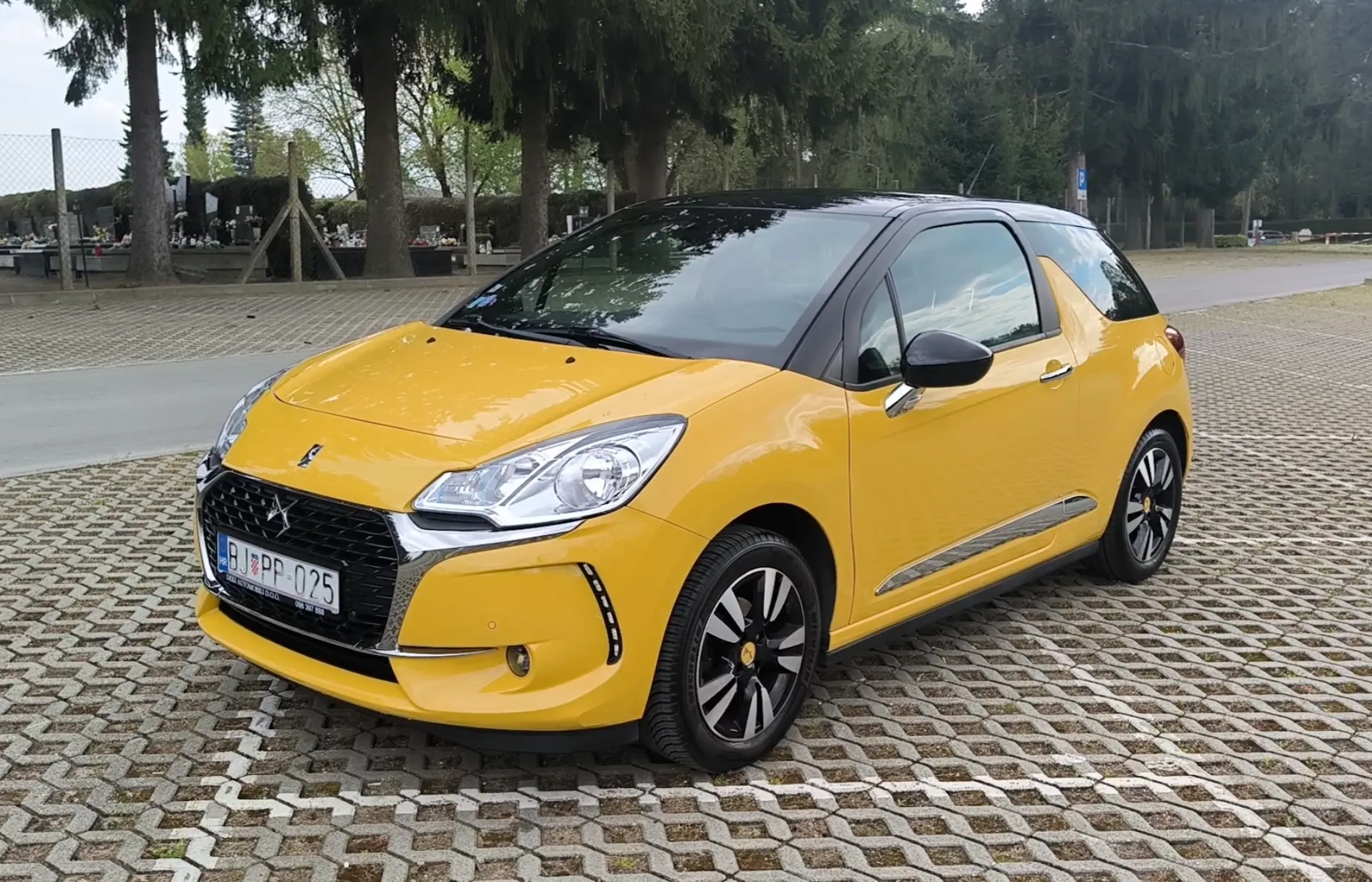 ds3, 1,2 puretech, sochic, kamera, ekstra stanje - slika 2