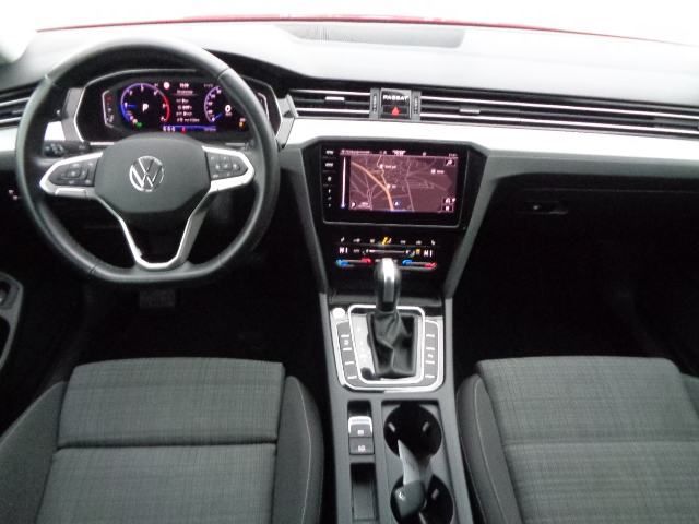 vw passat variant 2,0 tdi dsg; faselift;virtual;r.kamera; navi;u pdv-u - slika 11