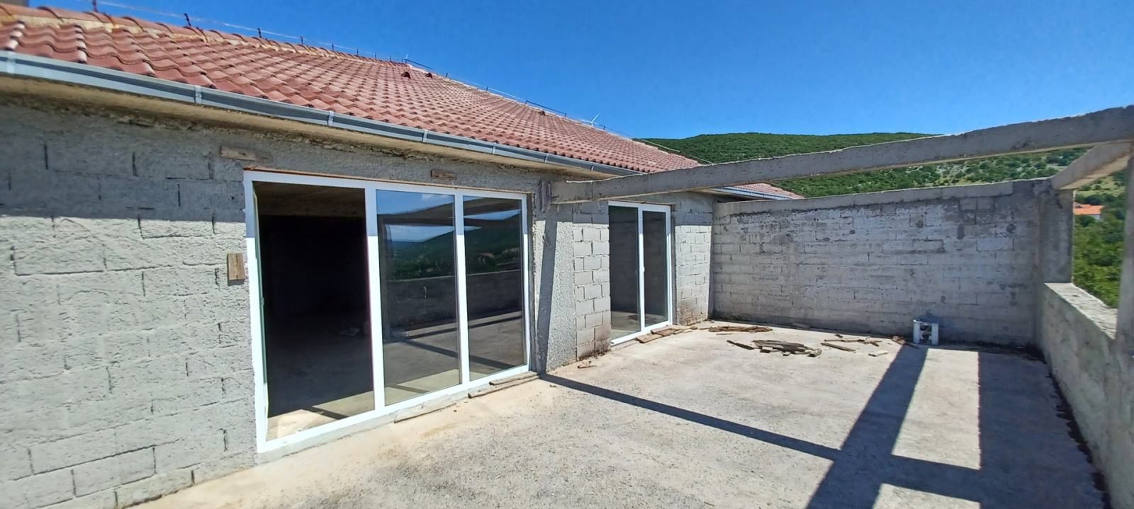 poslovno-stambena zgrada kamensko 768 m2 - slika 19