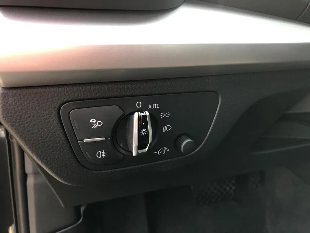 audi q5 2,0 tdi s-tronic, quattro, navi, 4x garancija ! - slika 24
