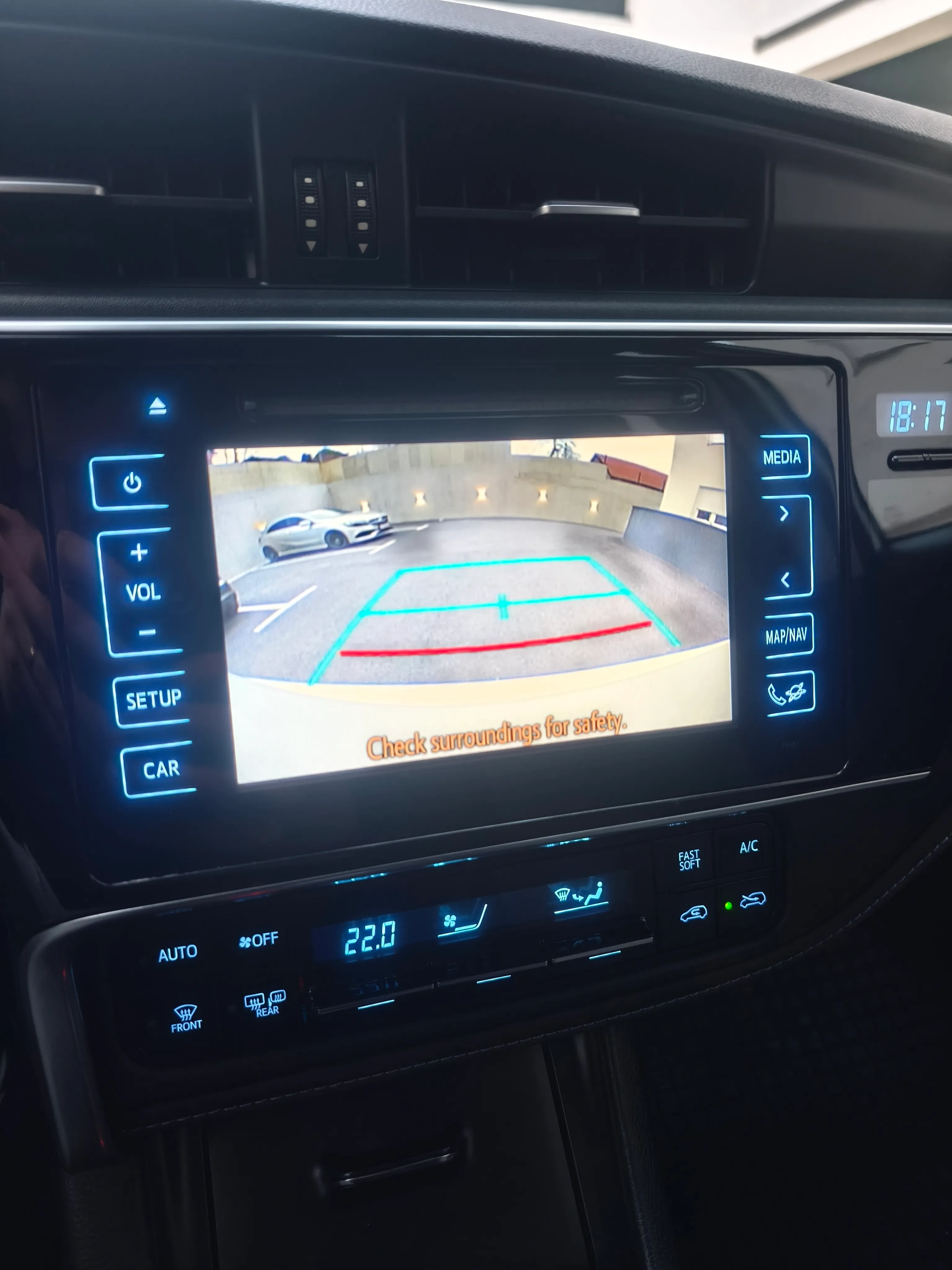 toyota auris 1,2 turbo black edition - slika 14