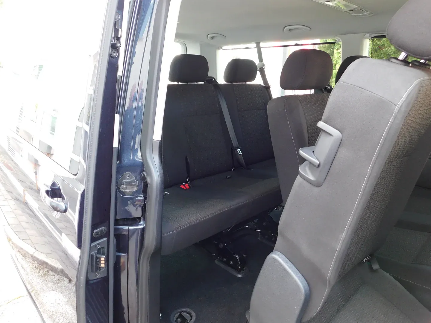 05936 vw caravelle comfortline 2.0 tdi - slika 11