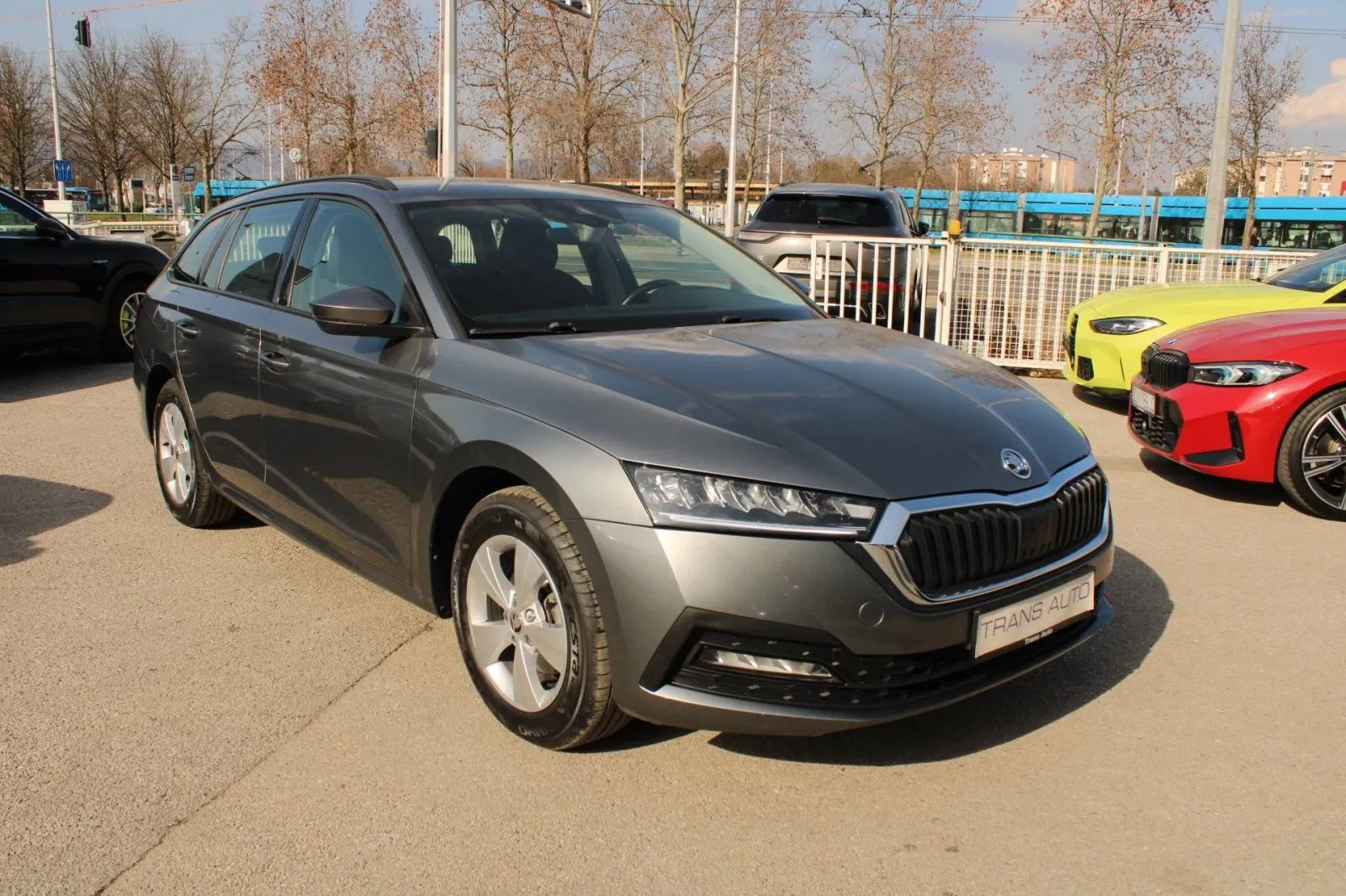 škoda octavia combi 2.0 tdi 150ks dsg *led, navigacija* - slika 3
