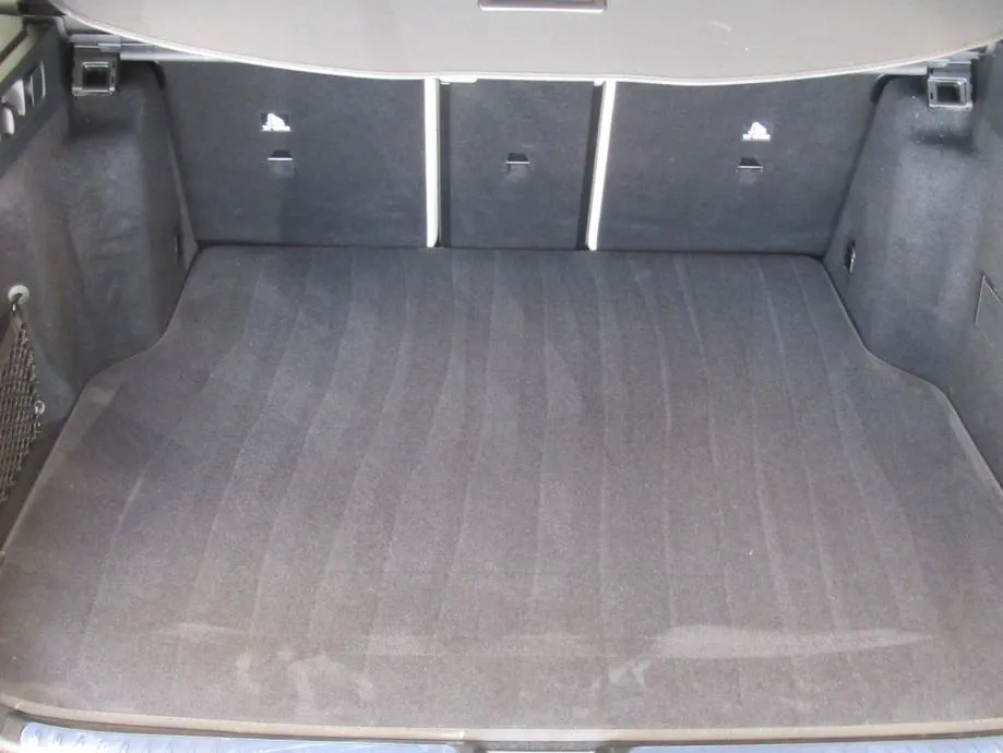 mercedes-benz c-klasa 220 d karavan - slika 10