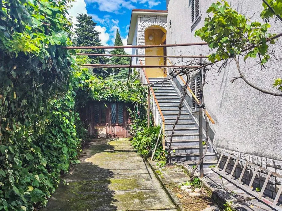 crikvenica – izvrsna lokacija, sam centar. nekoliko koraka od mora! - slika 10