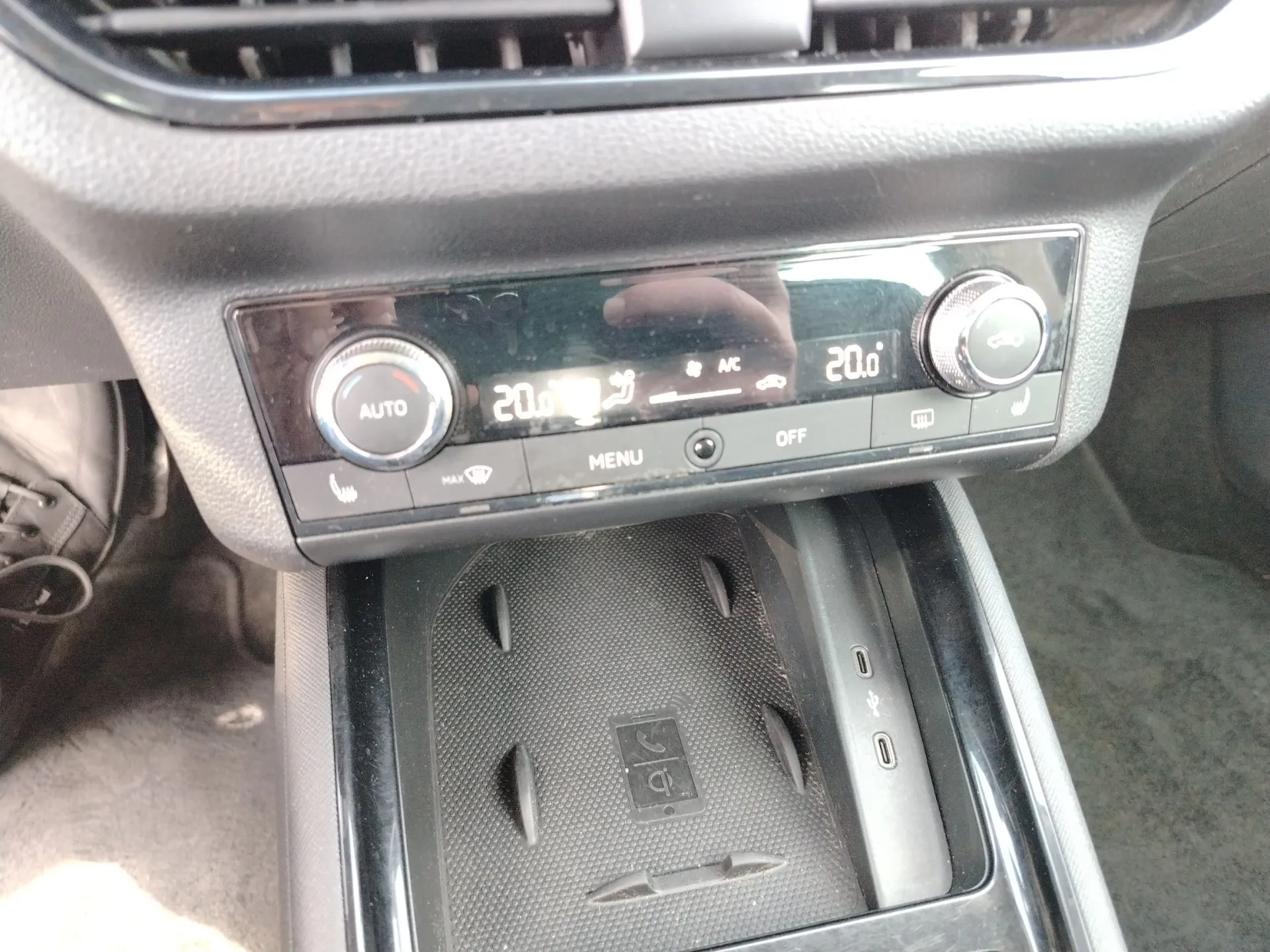 škoda kamiq 1.6 tdi dsg style - slika 14