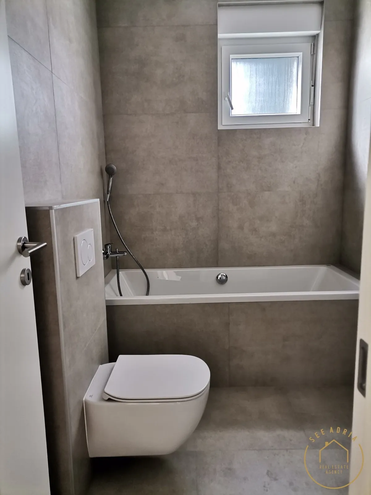 kuća u nizu na top lokaciji, novigrad - slika 15