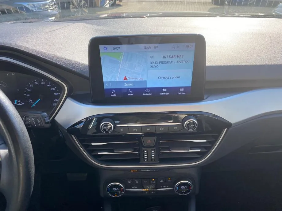 ford kuga 1,5 ecoblue automatik 4xgarancije - slika 17