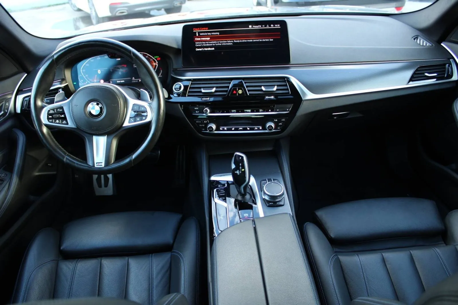 bmw serija 5 530d xdrive m-paket - slika 14