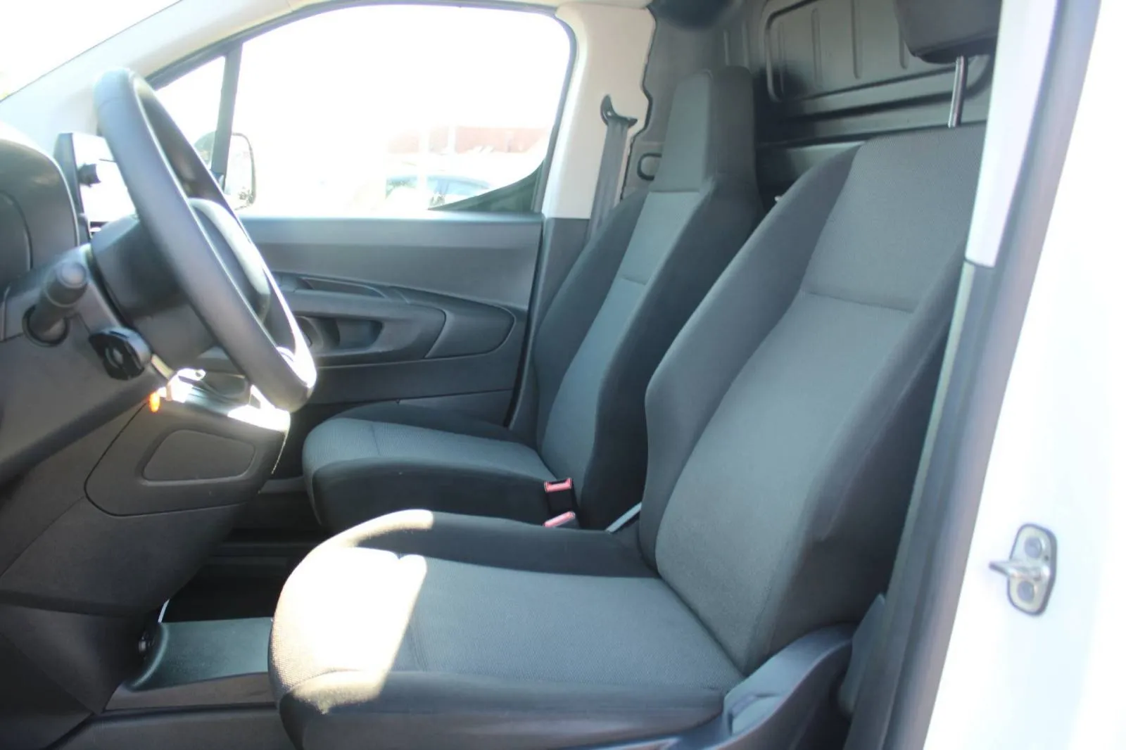 citroen berlingo 1.5 hdi, 2021 god. - slika 10
