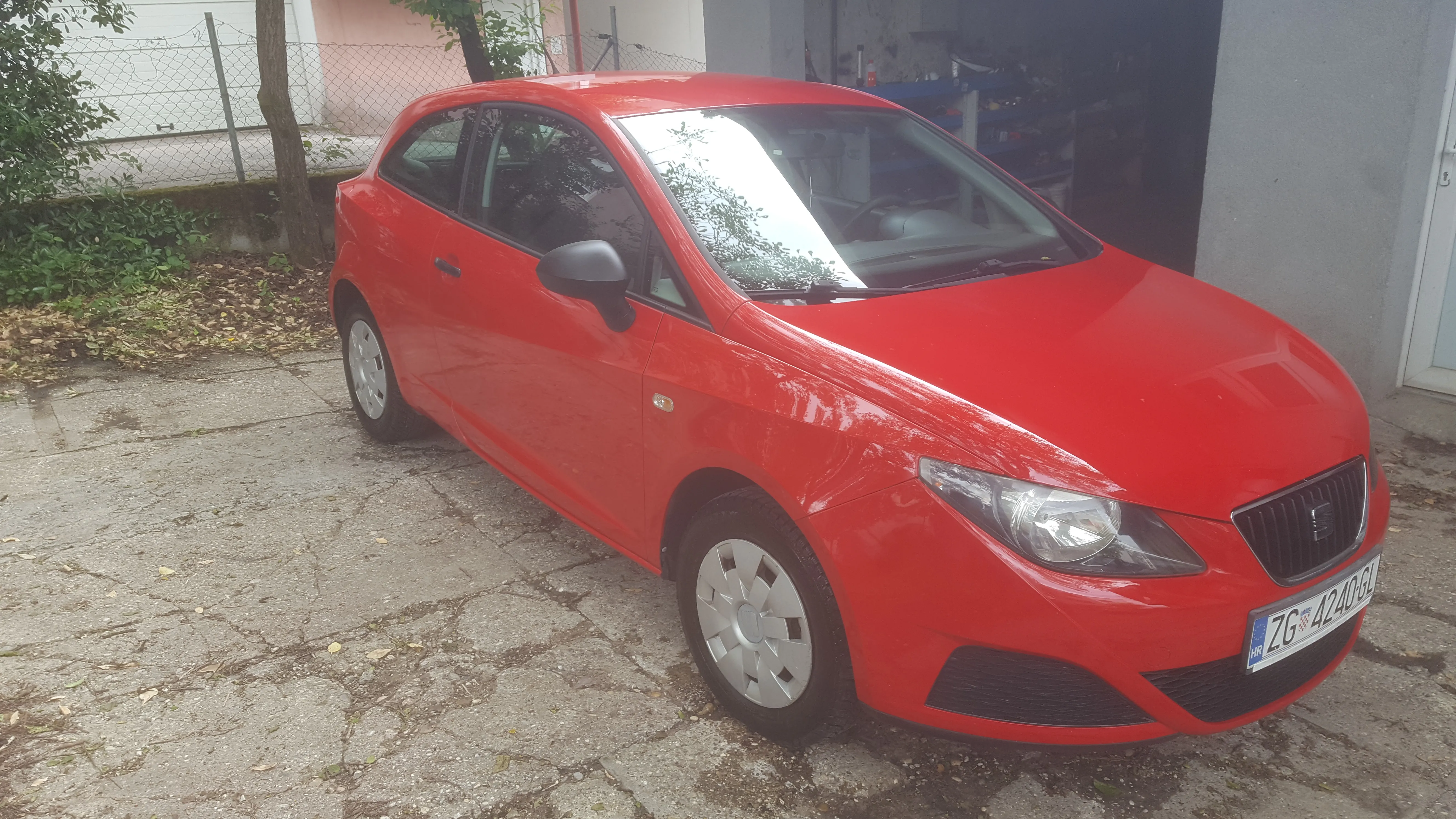 seat ibiza 1.2 benz reg.godinu dana - slika 2