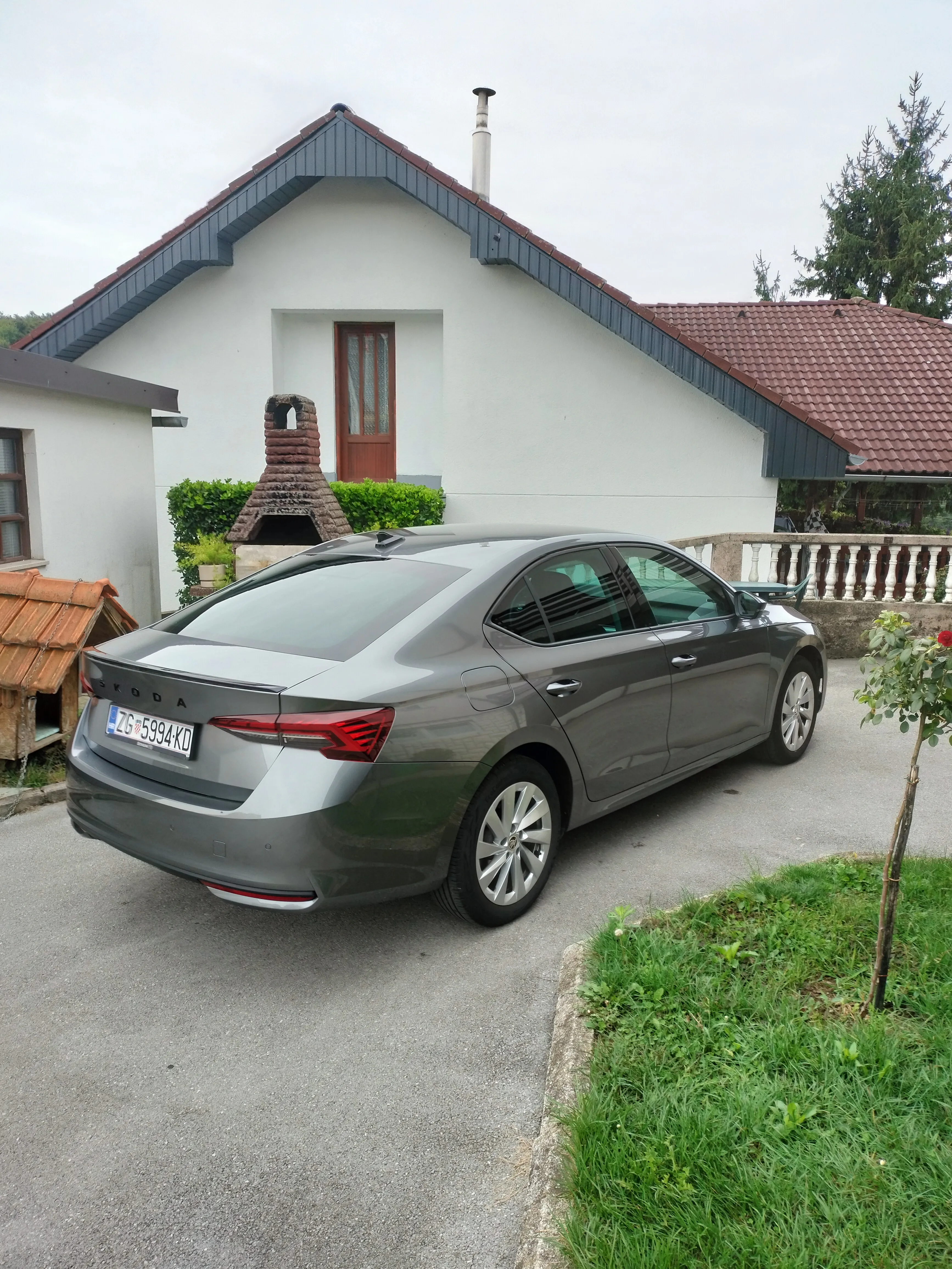 škoda octavia 2.0 tdi 2025 selection - slika 4