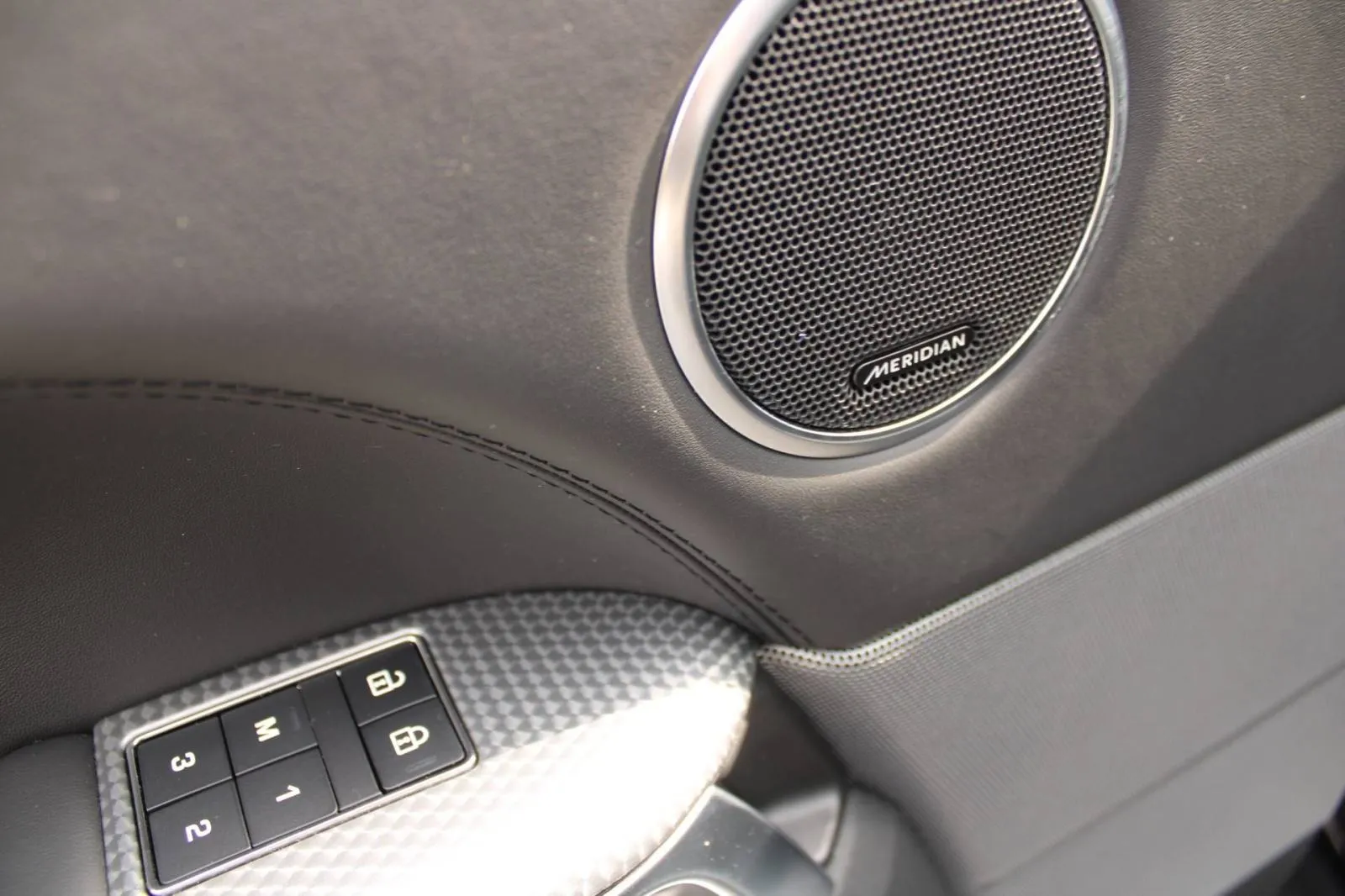 land rover range rover sport 3.0 sdv6 hse dynamic - slika 15