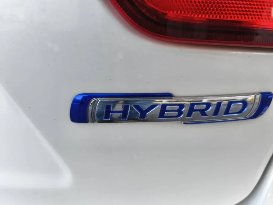 suzuki ignis 1.2 gl hybrid 61kw - 5 godina garancije! - slika 9