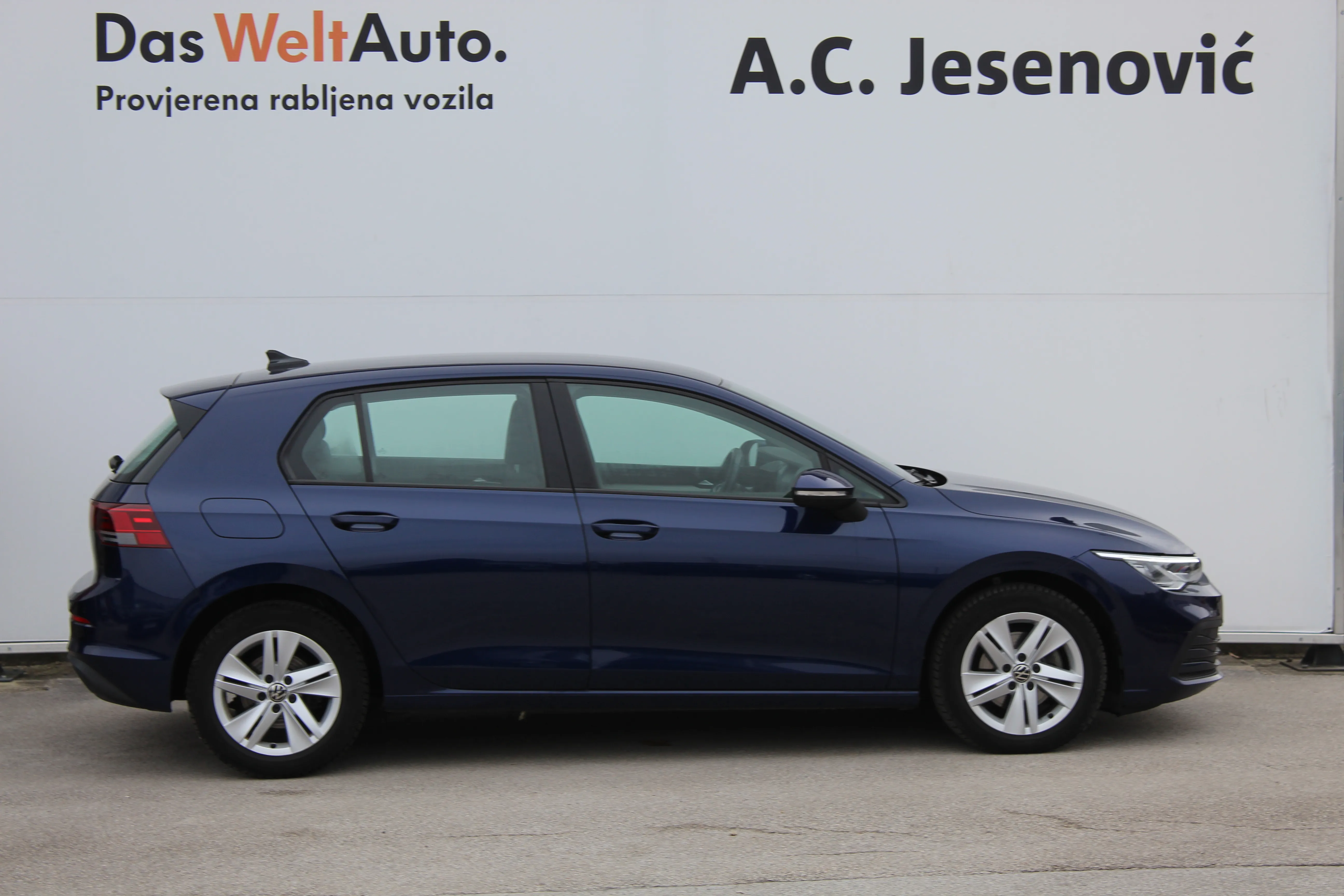 13069 volkswagen golf 2.0 tdi dsg life - slika 4