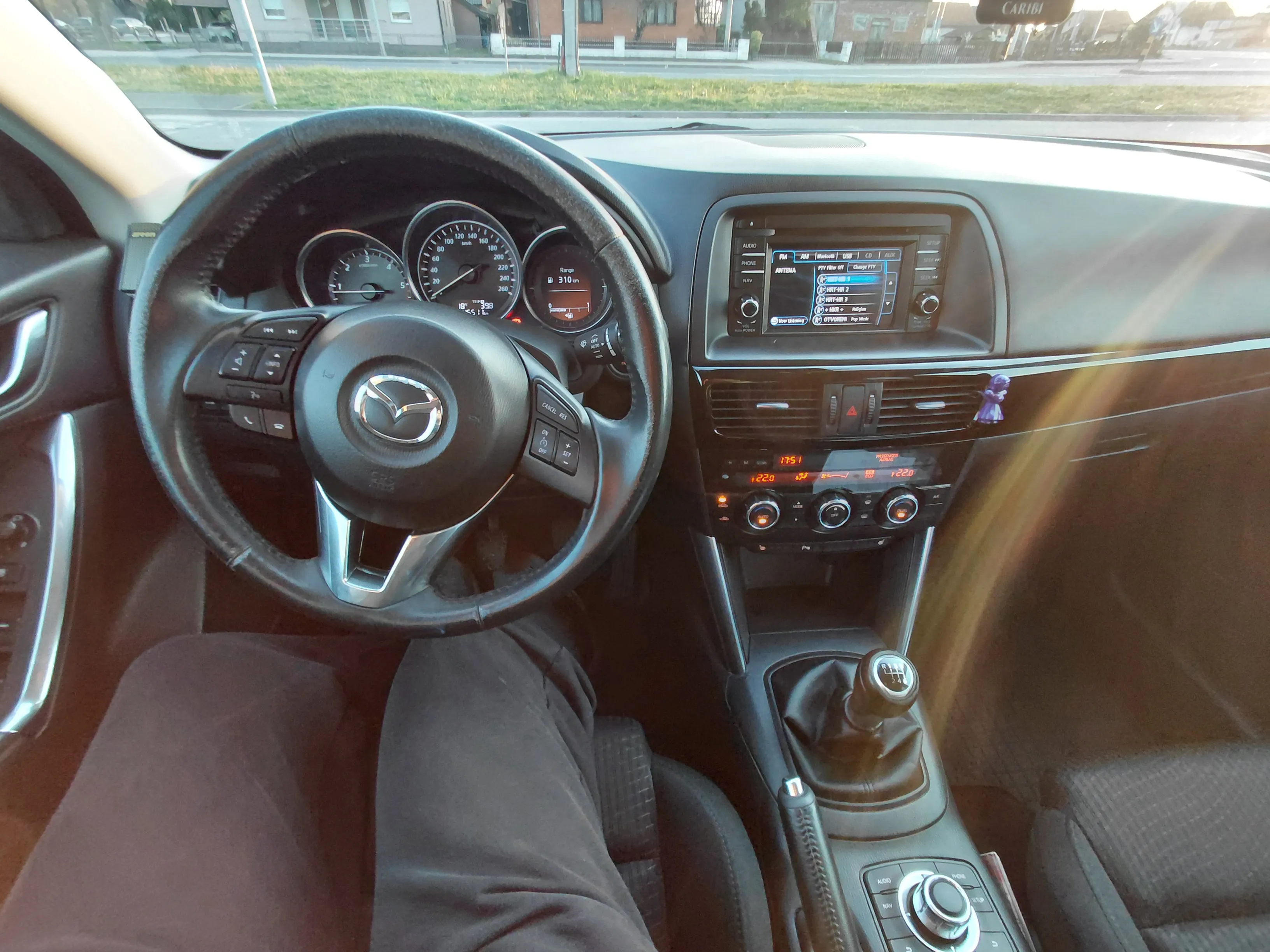 mazda cx5 2.2 /140 000km / registriran 04.05.2027. kuka, servis - slika 10