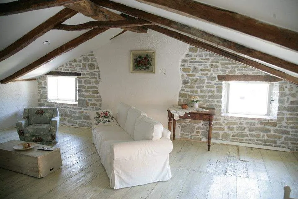 motovun okolica-predivna kamena vila sa bazenom na prodaji (prodaja) - slika 10