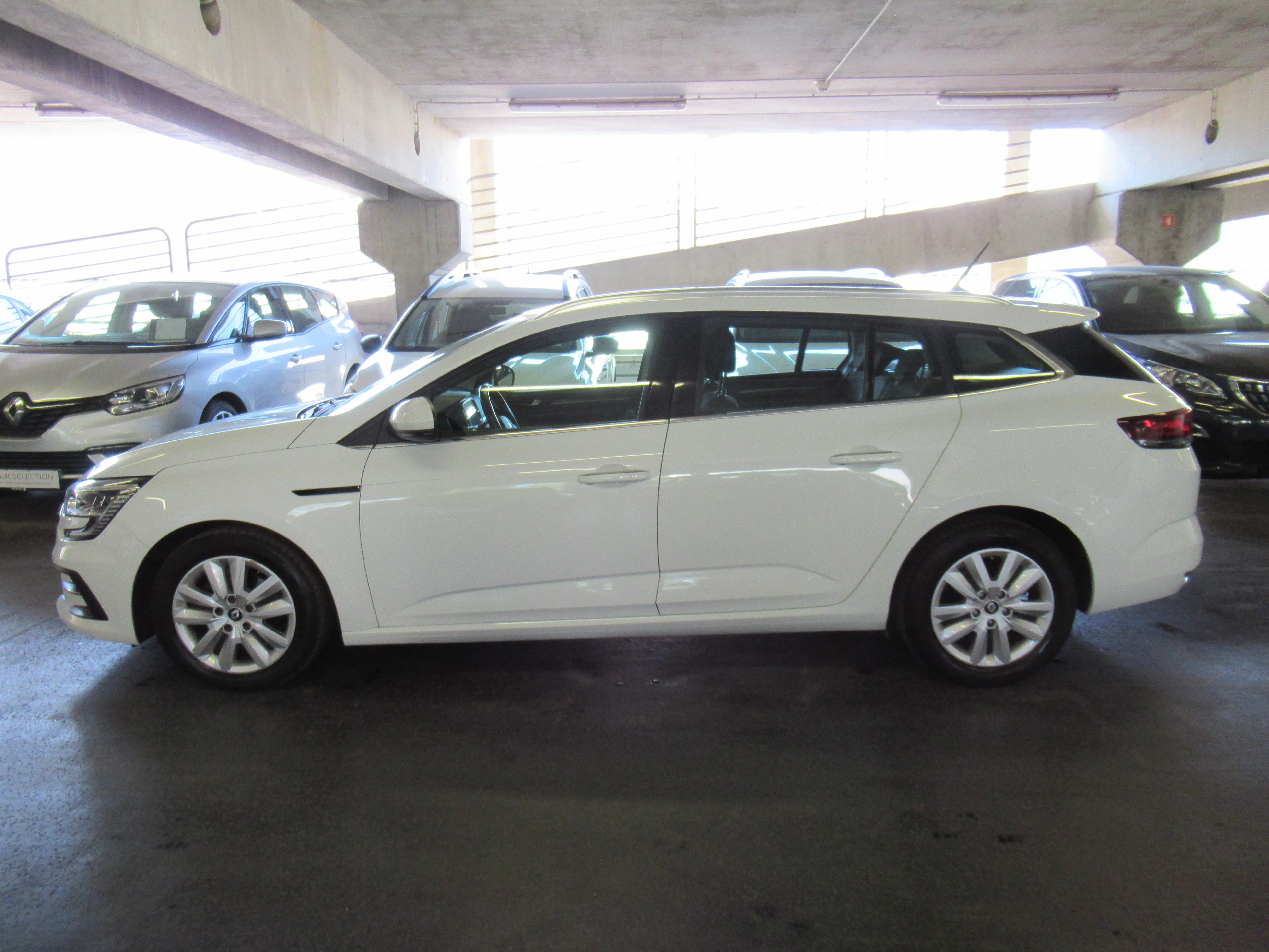 renault megane grandtour dci 115. full led. navi - slika 5