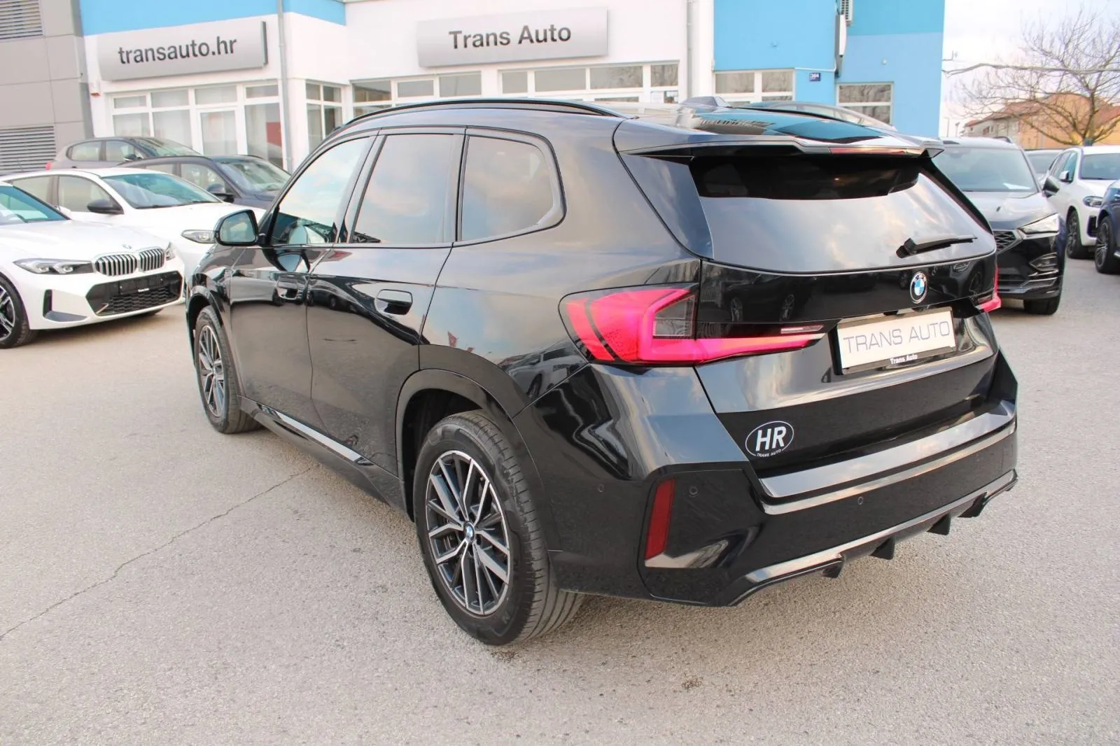 bmw x1 xdrive 23i m-paket automatik *led, navigacija, kamera* - slika 7