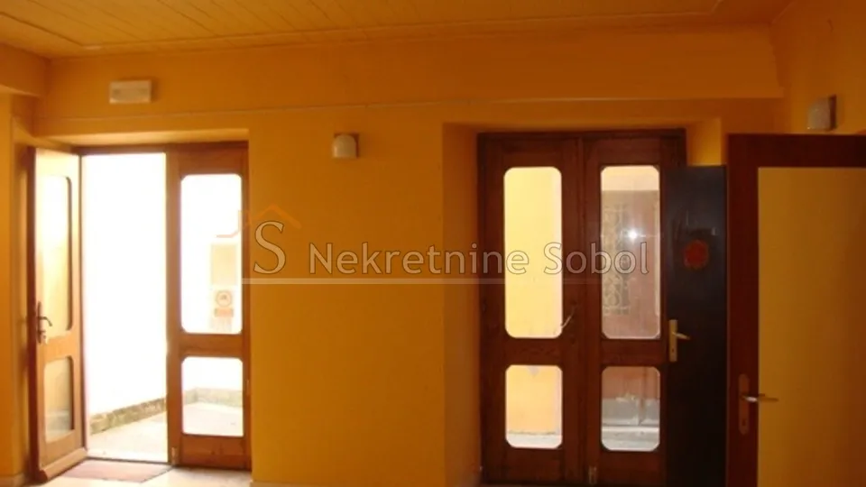 mali lošinj - poslovni prostor, 49,80 m2 prodaja - slika 2