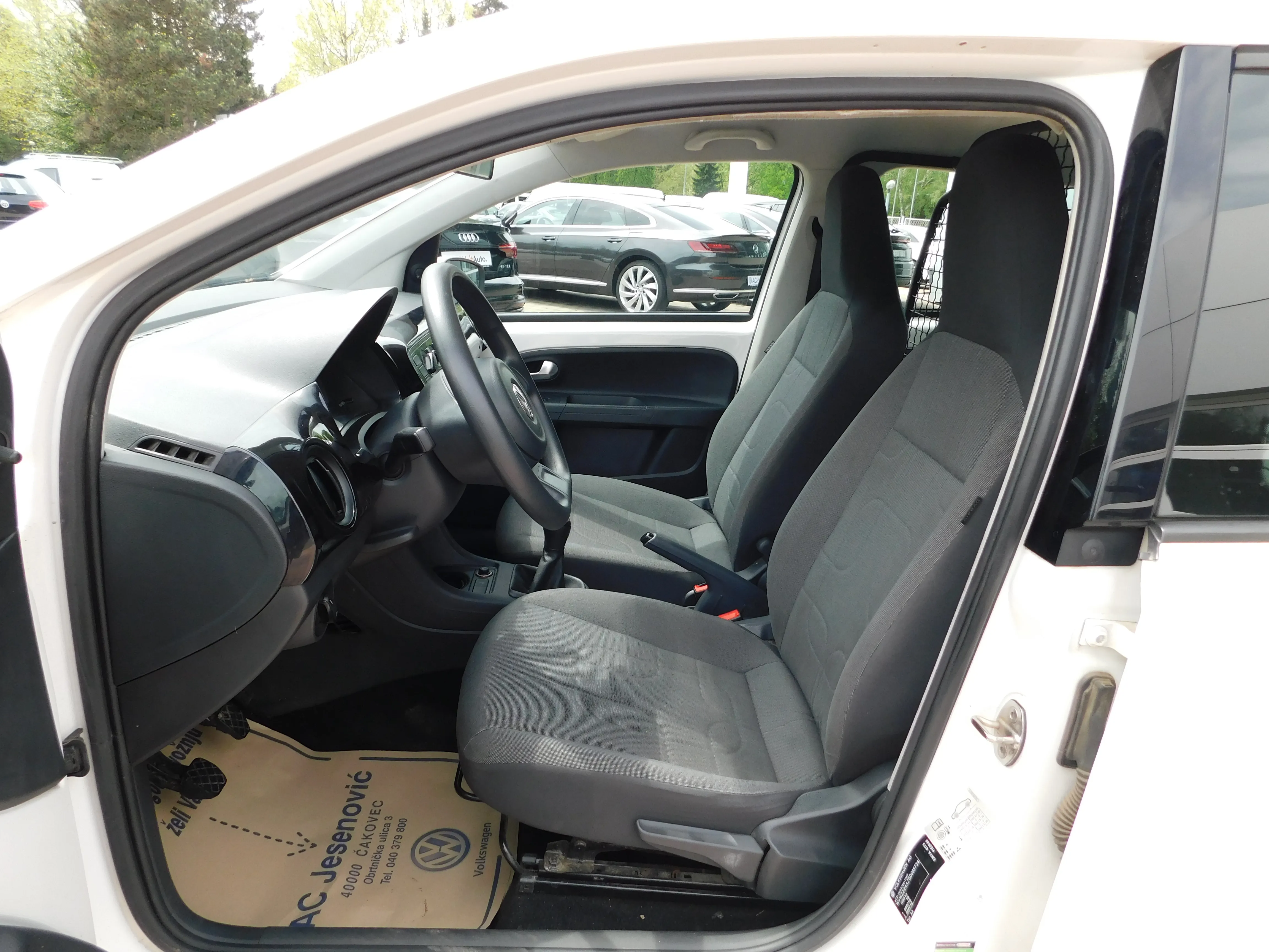 04435 volkswagen up! take up! 1,0 - slika 7