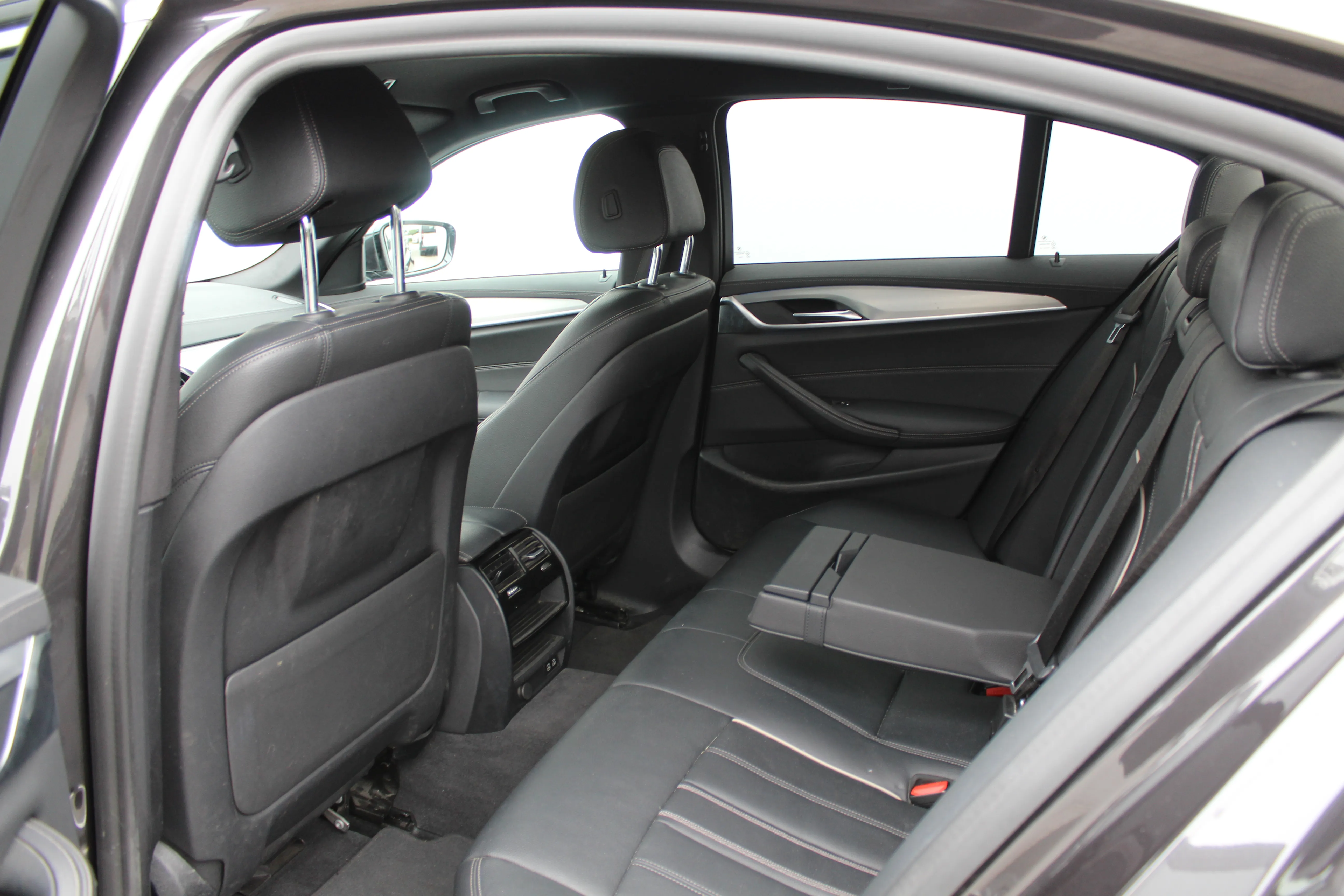 13150 bmw 530e iperformance aut. - slika 11
