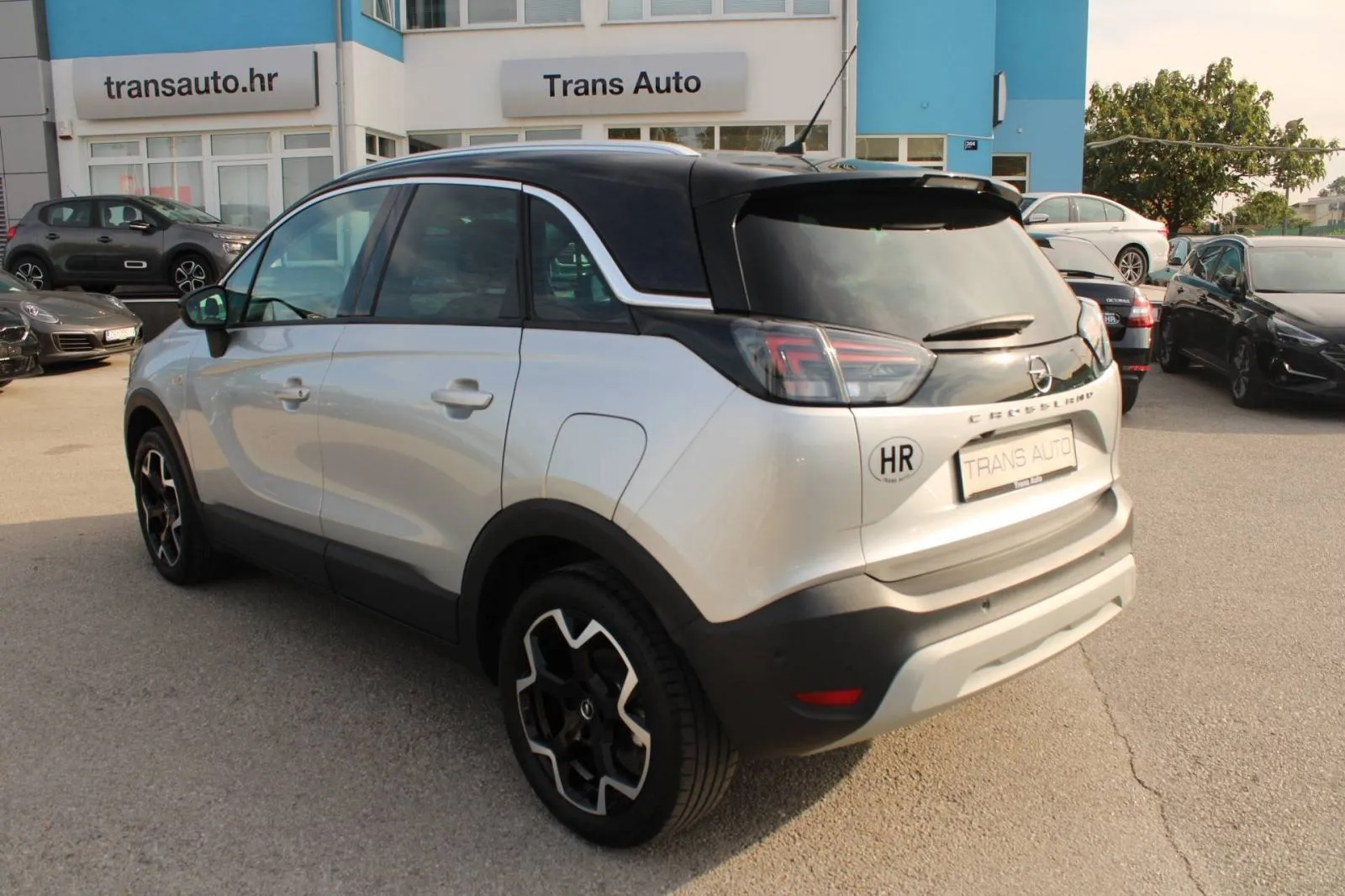 opel crossland 1.2 turbo ultimate *led,navigacija,kamera* - slika 7