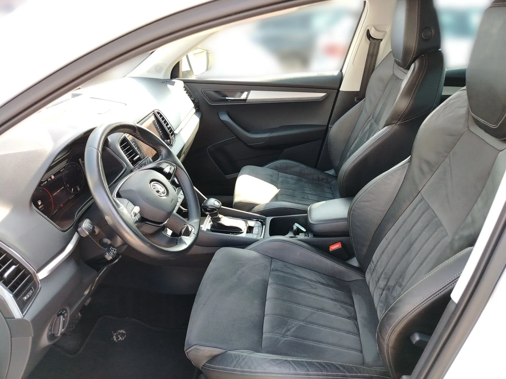 škoda karoq 2.0 tdi dsg ambition - slika 7