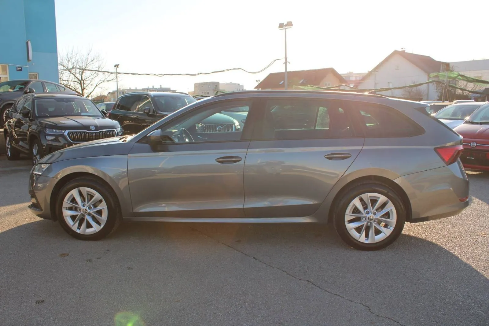 škoda octavia combi 2.0 tdi dsg 150ks *led, navigacija* - slika 17