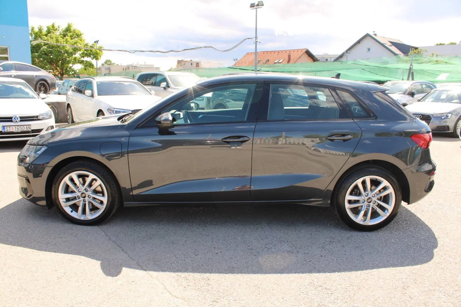 audi a3 40 tfsi e automatik *led, navigacija* - slika 8