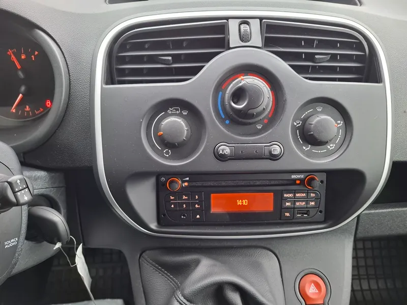 renault kangoo 1.5 dci*klima*tempomat*park.senzori*, 2020 god. - slika 11
