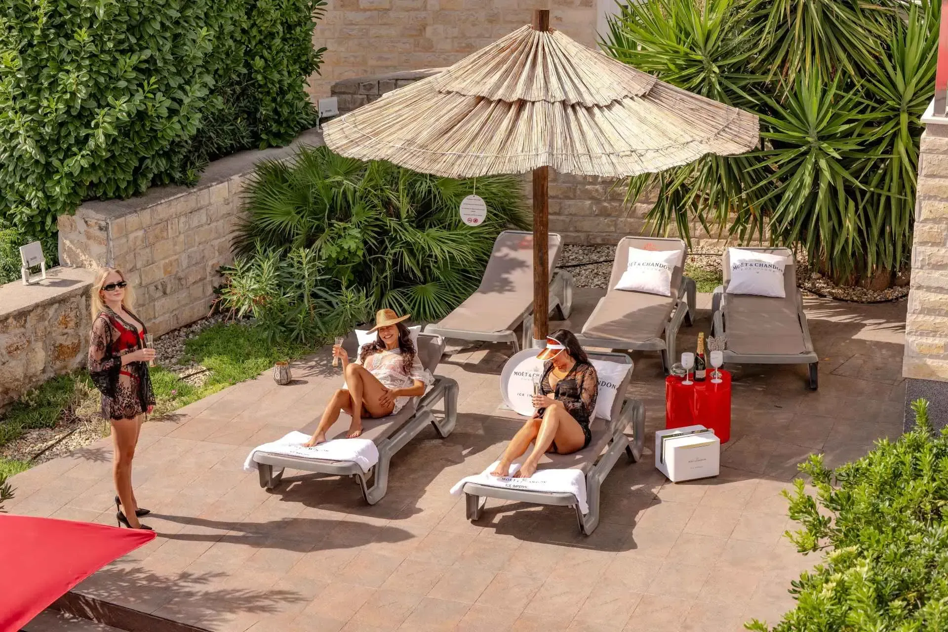 apartmani design beach resort - slika 21