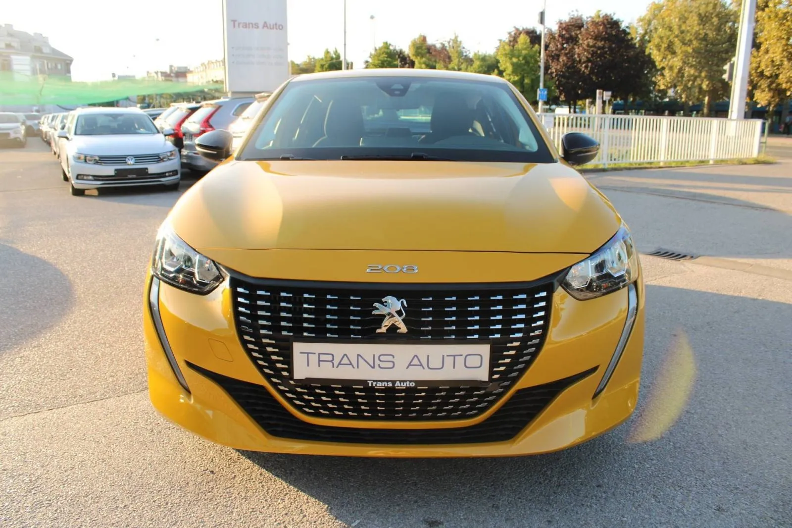 peugeot 208 1.2 puretech 100 - slika 2