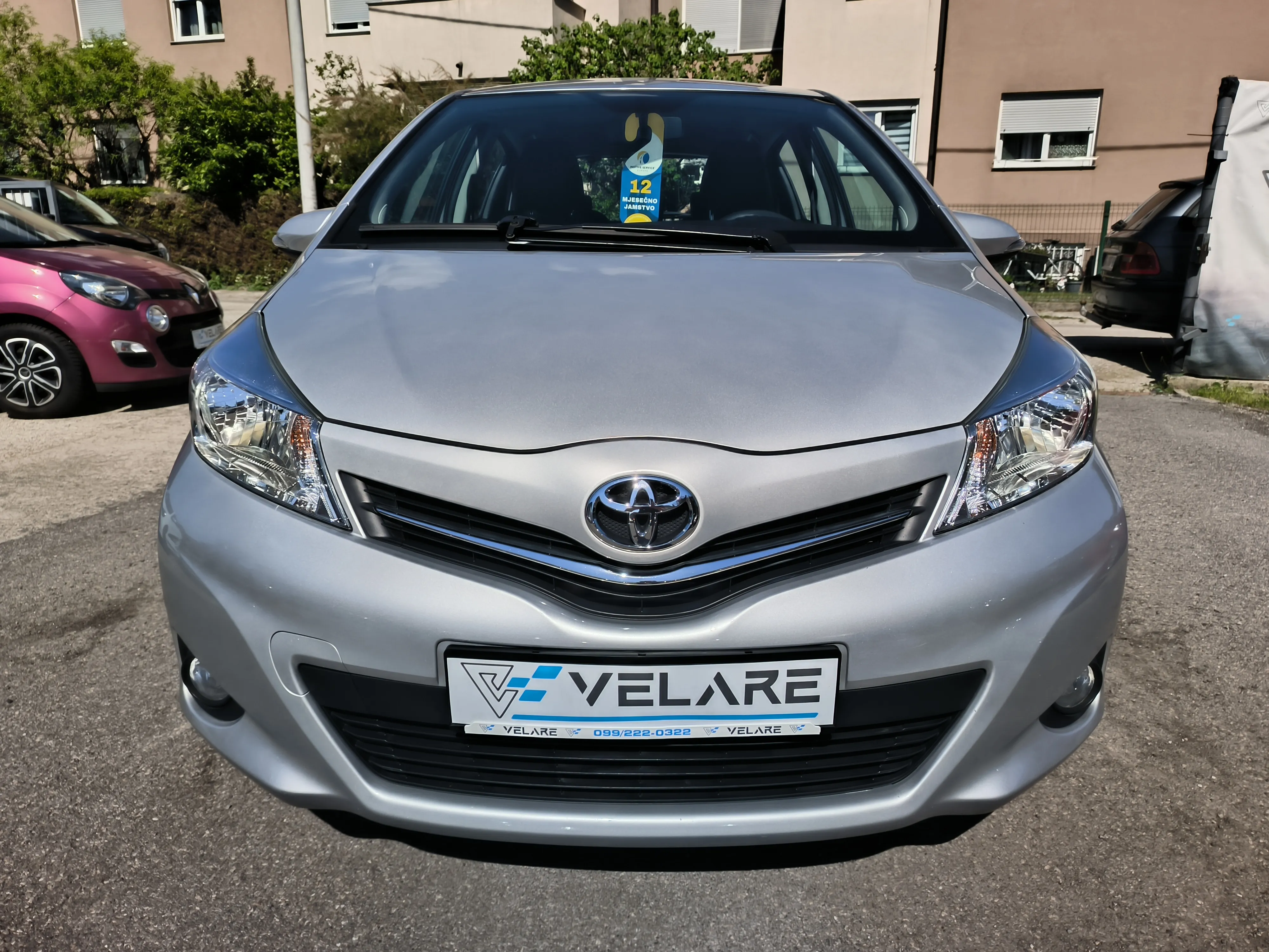 toyota yaris 1,0 vvt-i sol, jamstvo, reg. 1 godinu - slika 3