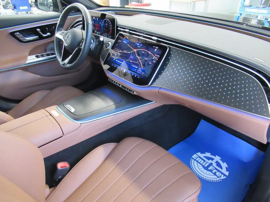 mercedes-benz e-klasa 300 t de 4matic exclusive premium - slika 9