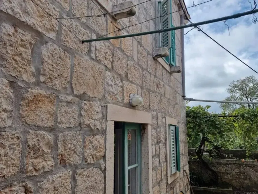 kuća na prodaju - lumbarda - slika 8
