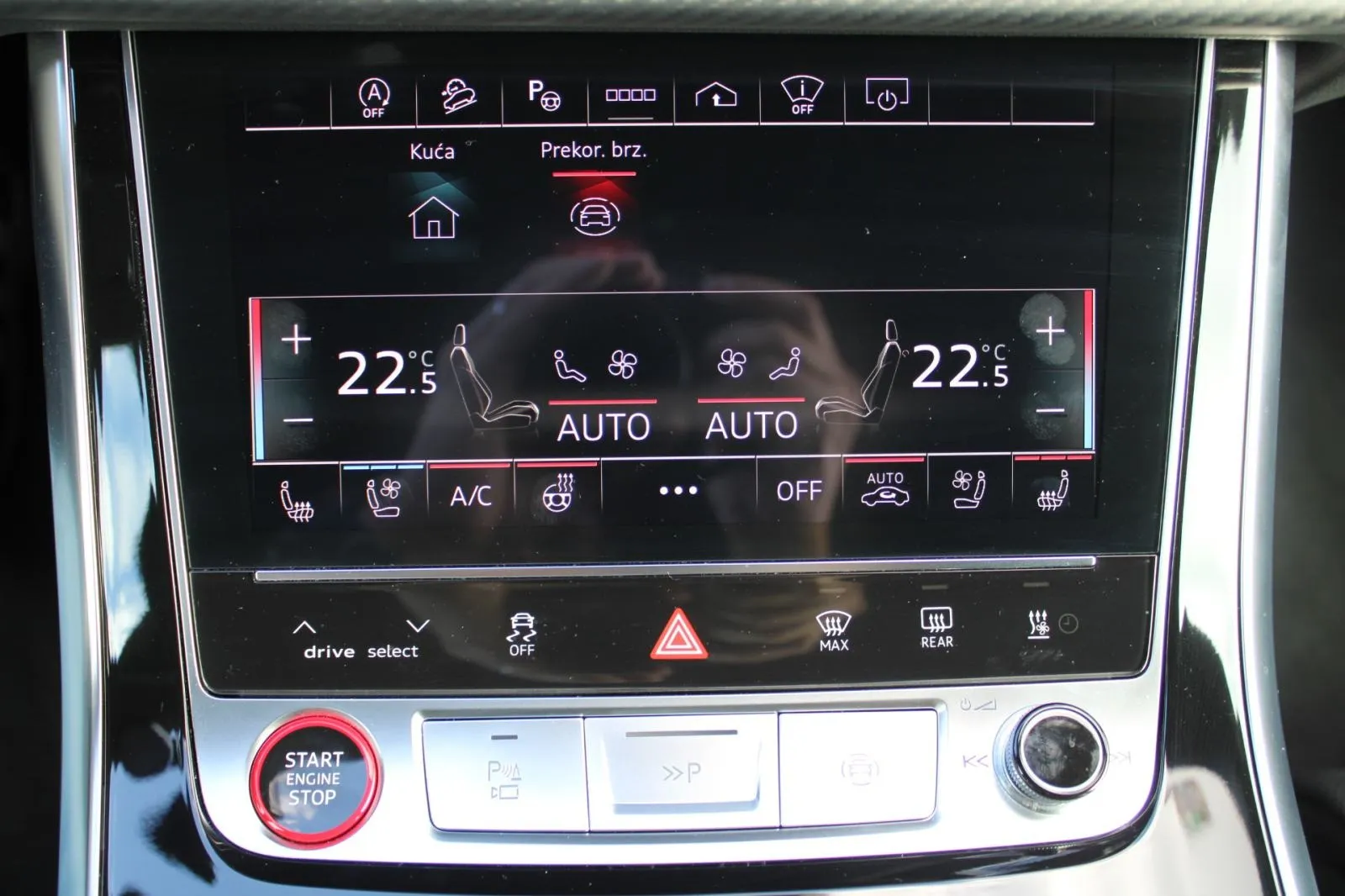 audi rsq8 4.0 tfsi quattro performance - slika 17