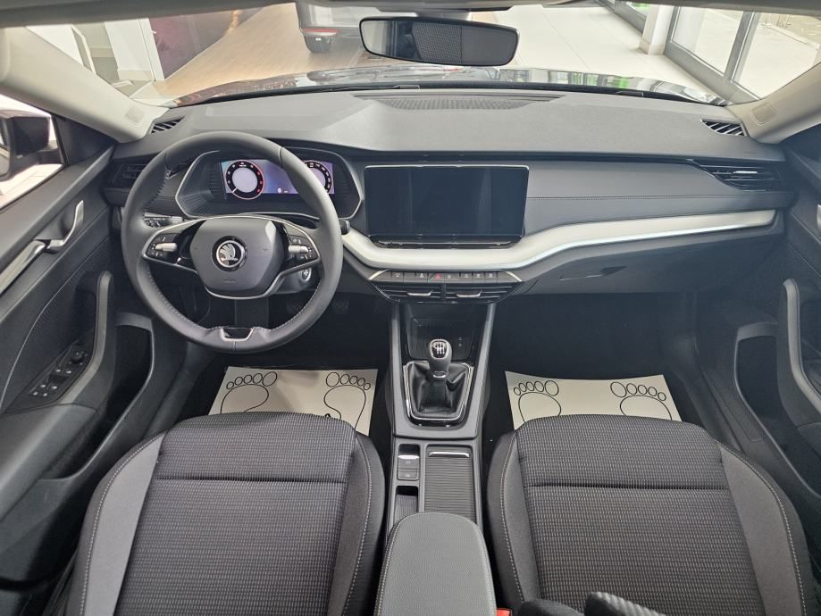 škoda octavia selection 2,0 tdi - slika 6