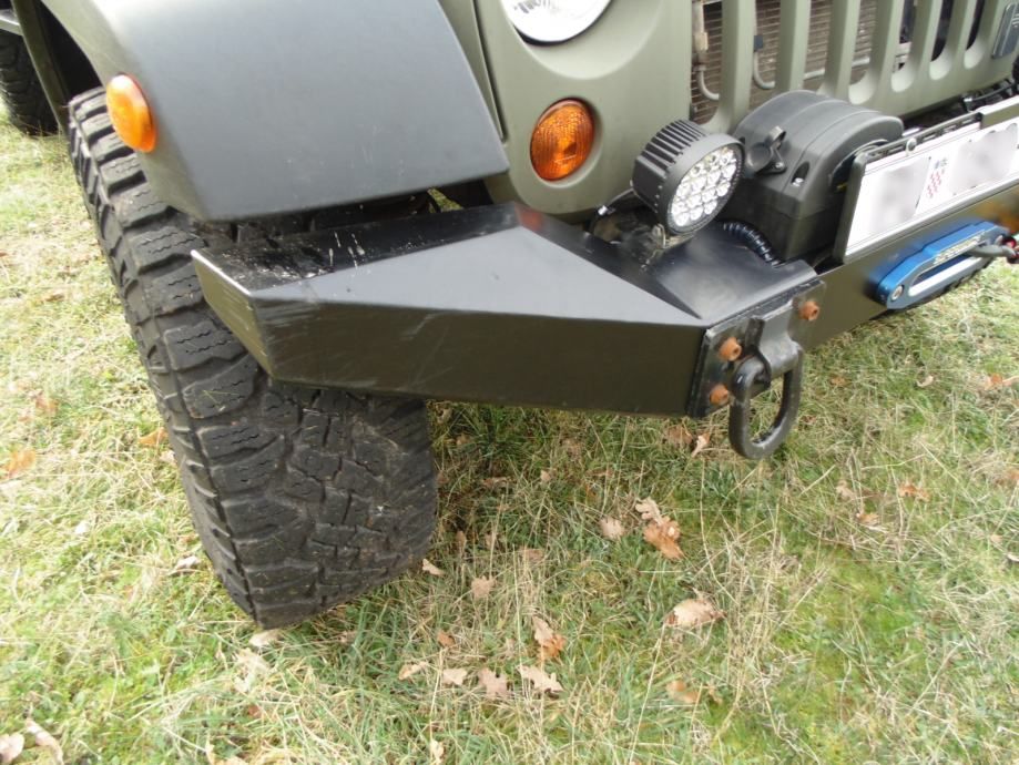 branik wrangler jk prednji - slika 2