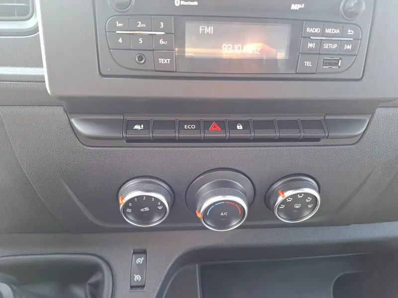 renault master 2.3 dci*130ks*klima*kiper*2+1*kuka za vuču* - slika 21