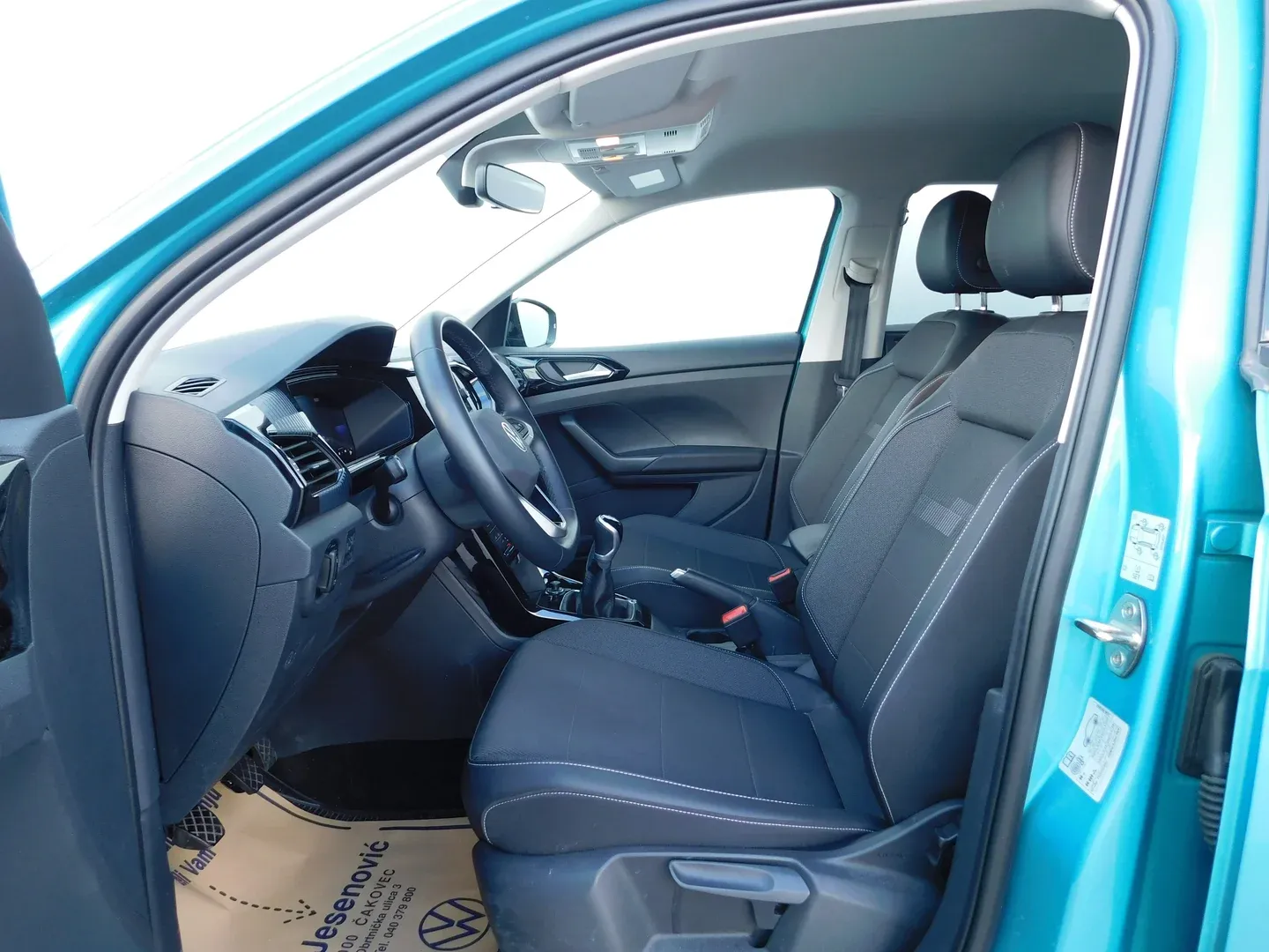10850 volkswagen t-cross 1.0 tsi life - slika 7