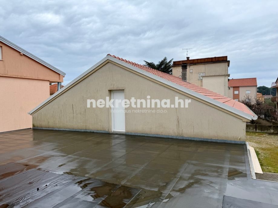 prodaja - samostojeća kuća - 300m2 - biograd na moru - slika 8