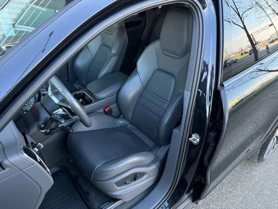 porsche cayenne coupe 3.0 sport °chrono°matrix°kamera 360°u pdv-u° - slika 7