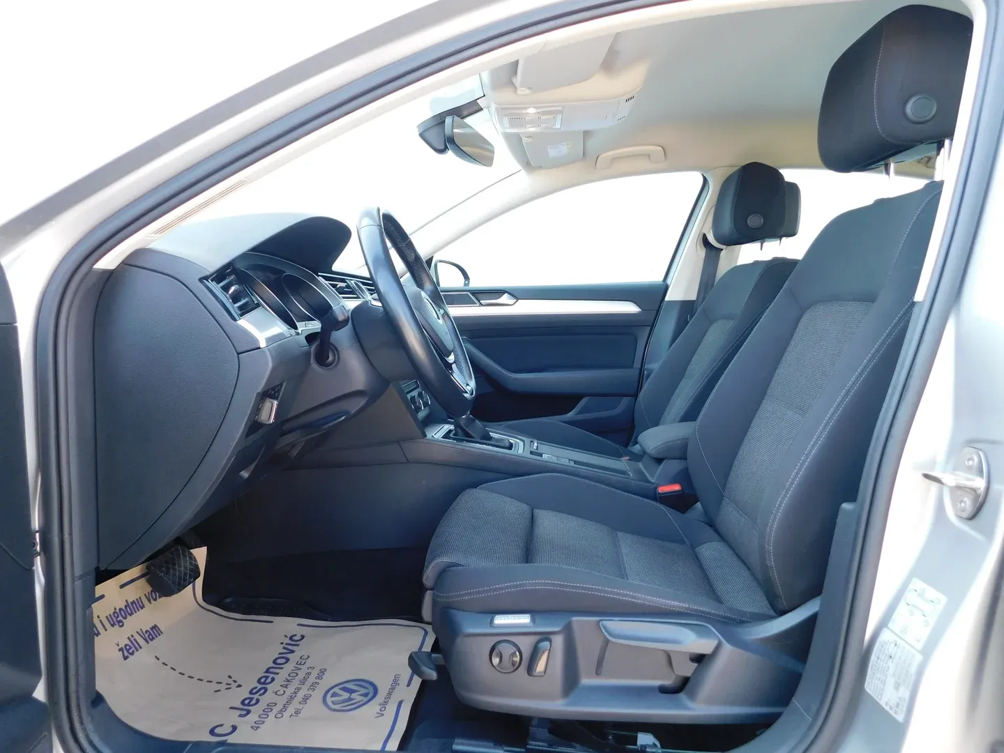 06723 volkswagen passat 2.0 tdi bmt dsg comfortline - slika 6