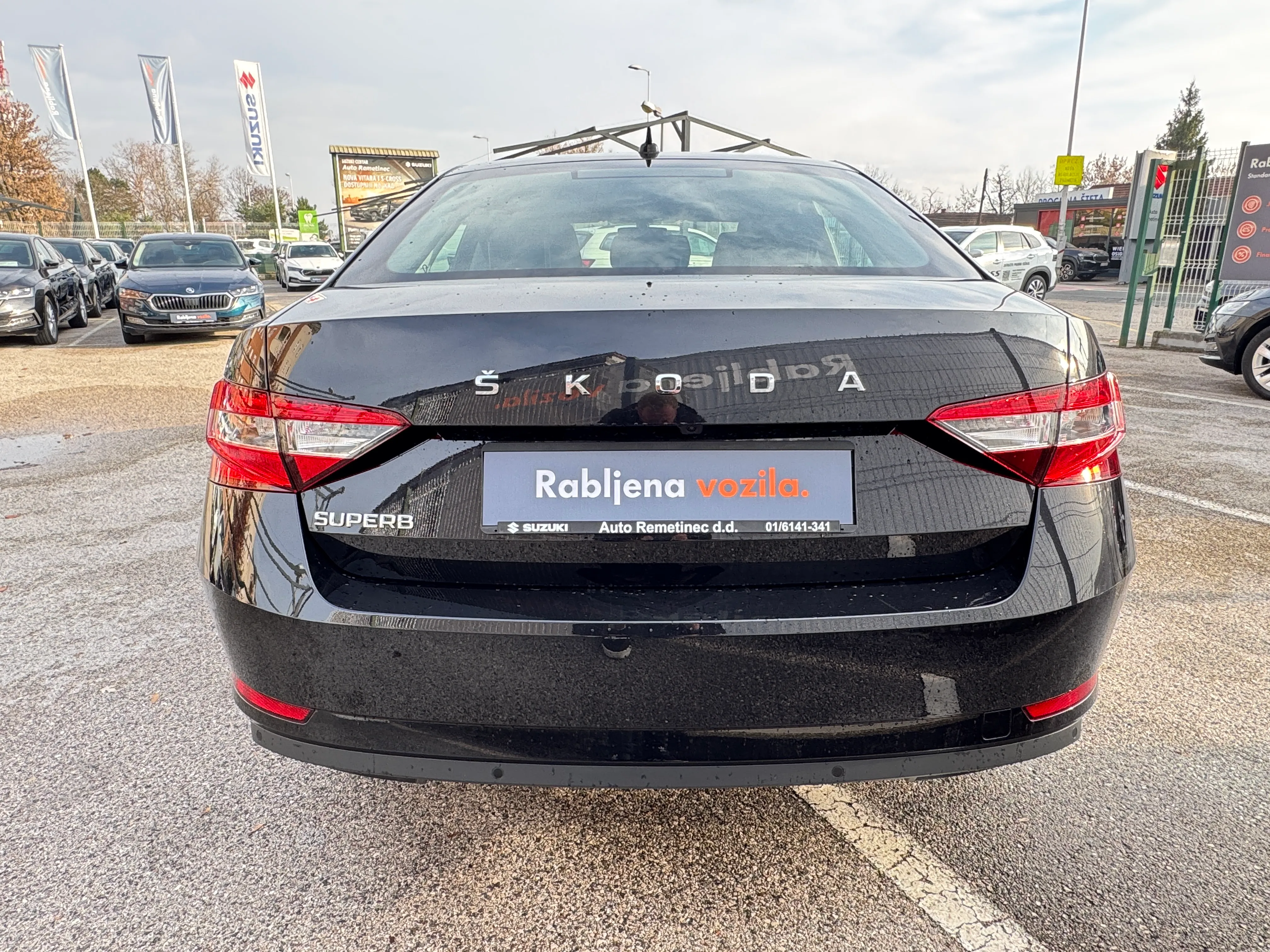 škoda superb 2,0 tdi dsg business - slika 5